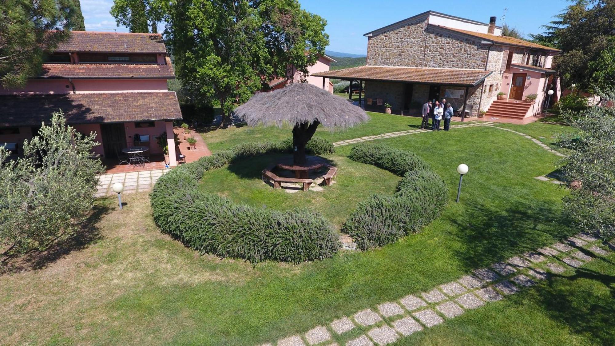 Poggio Corbello Alojamento de Turismo Rural La Pesta